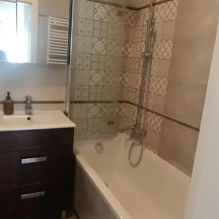 Uroczy Apartment *